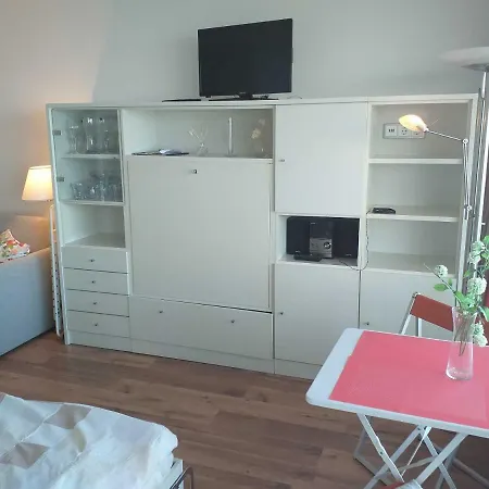 Seeseite 323 Apartment *